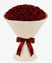 Букет 101 Бордовая роза Блэк Бакарра в Карабаш Республики Татарстан