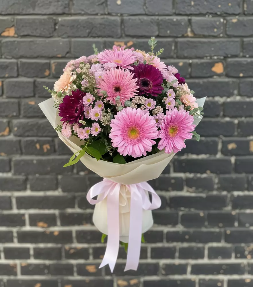 Букет цветов из: Герберы и Хризантемы в Карабаш Республики Татарстан
