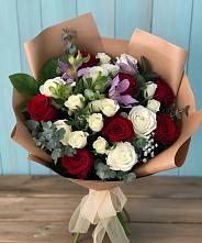 Букет цветов из:  Розы и Альстромерии в Карабаш Республики Татарстан