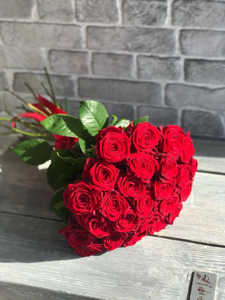 Букет Красные розы Фридом в Карабаш Республики Татарстан