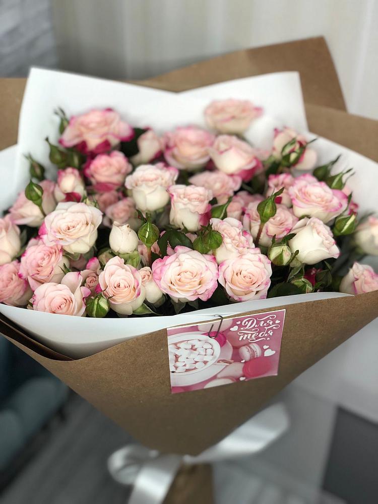 Букет цветов из: Розы в Карабаш Республики Татарстан